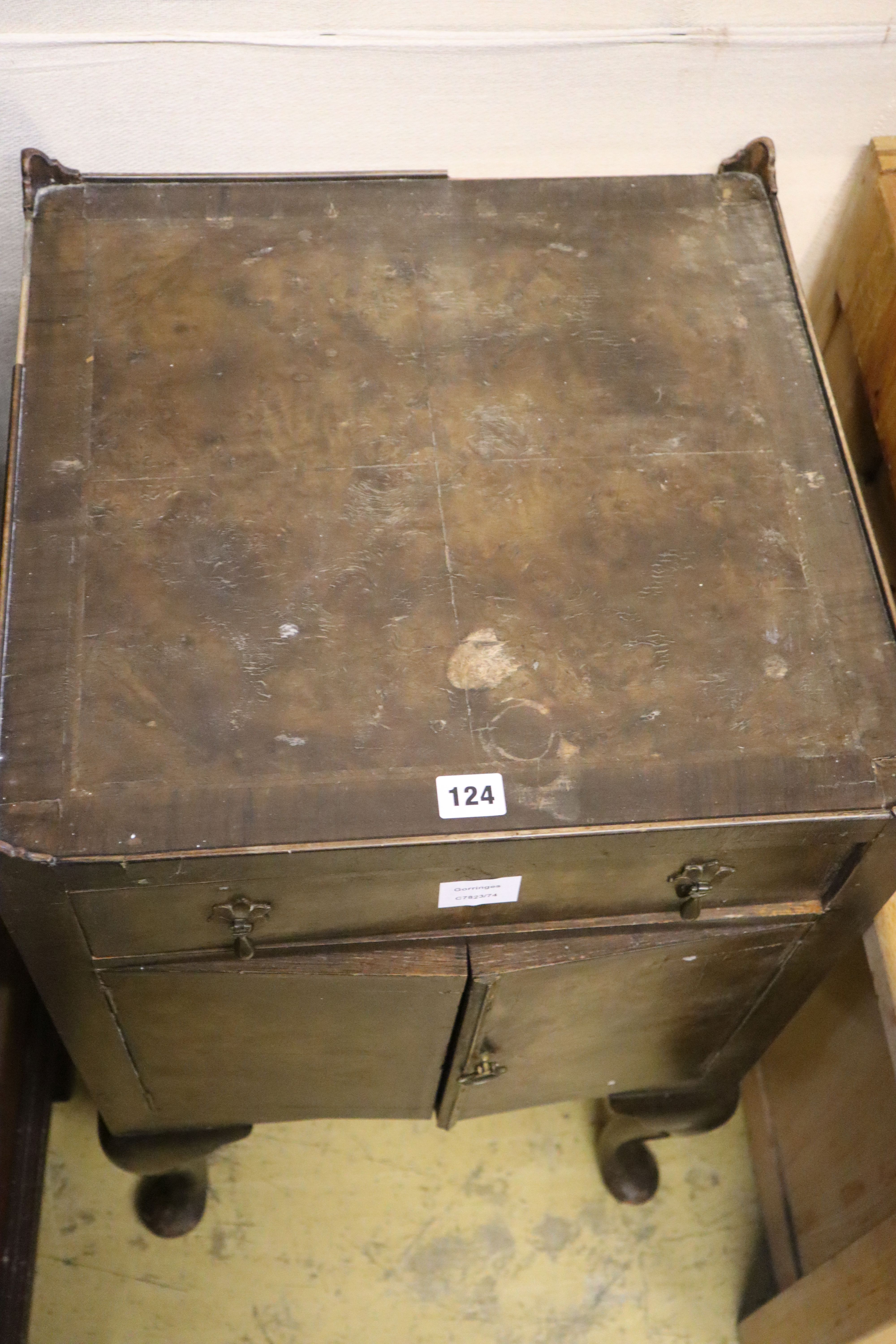 A George III style banded walnut tray top commode, width 46cm, depth 46cm, height 81cm